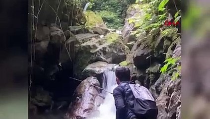 Rize'de balık tutarken ayıyla karşılaştılar; o anlar kamerada