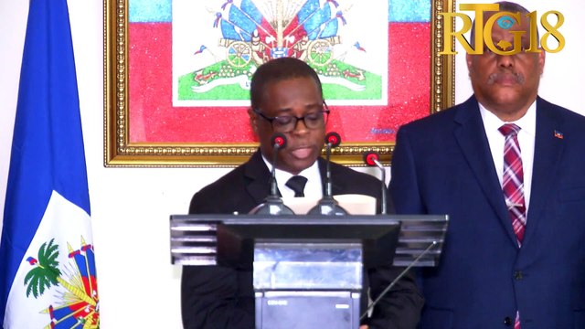 Premye minis Dr. Garry Conille enstale Me.Carlos Hercule kòm nouvo minis jistis ak sekirite piblik.