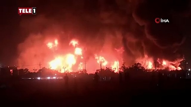 Alevler gökyüzüne kadar yükseldi! Erbil'de petrol rafinerisinde nedeni bilinmeyen yangın