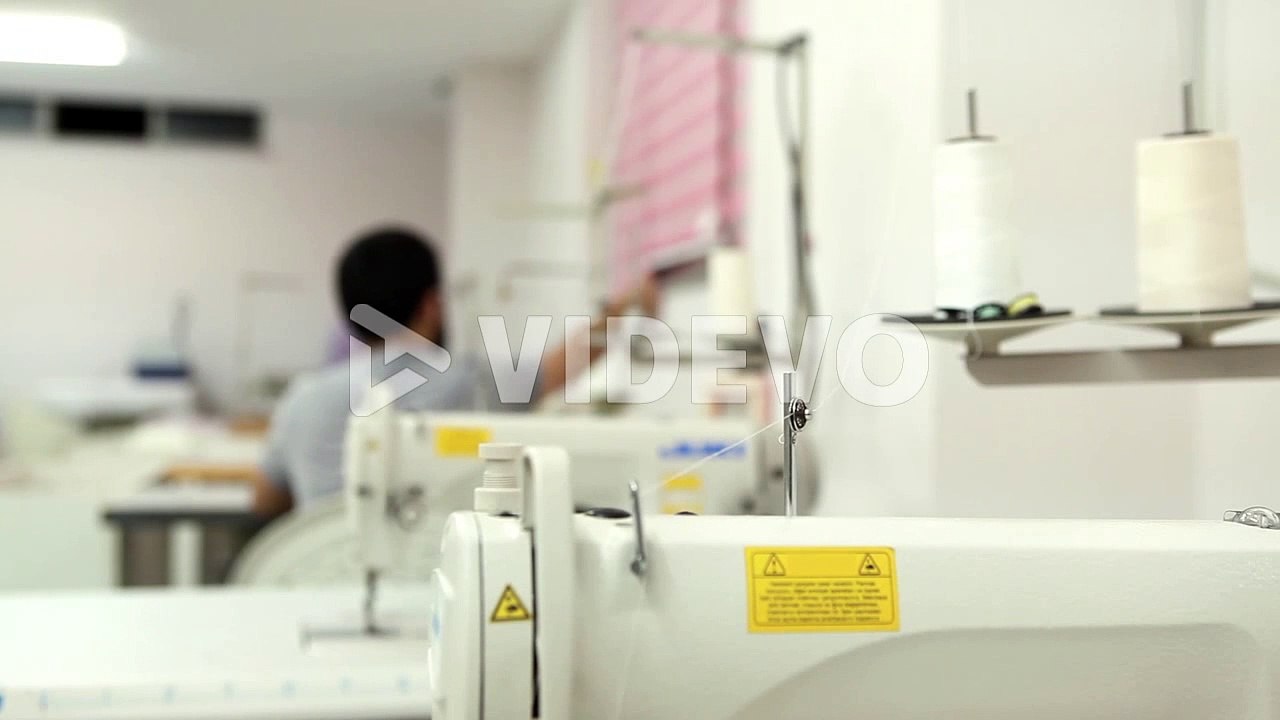 Tailor Sews Fabric Sewing Workshop 1