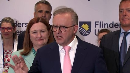 Opposition leader says Coalition would restrict under 16s
