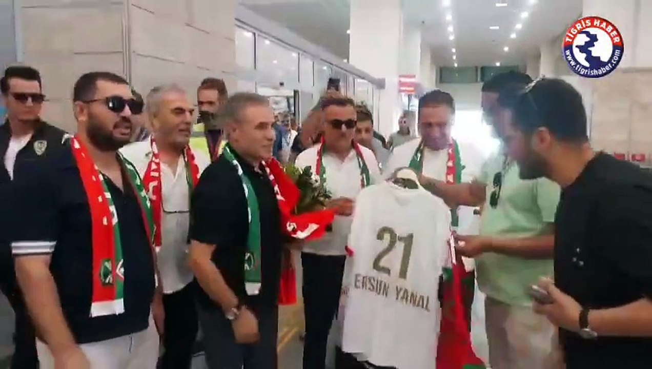 Ersun Yanal, Diyarbakır'a geldi - Tigris Haber