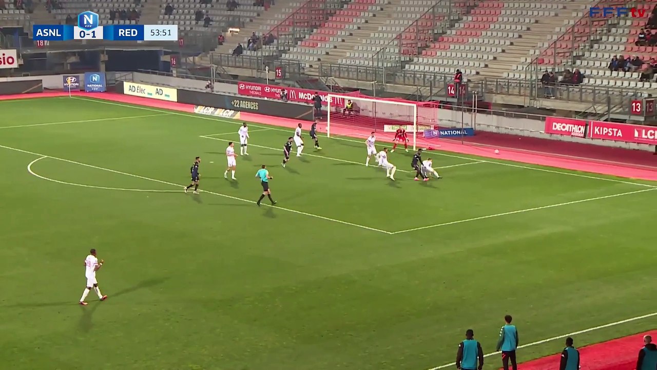 Jovany Ikanga double la mise pour le Red Star
