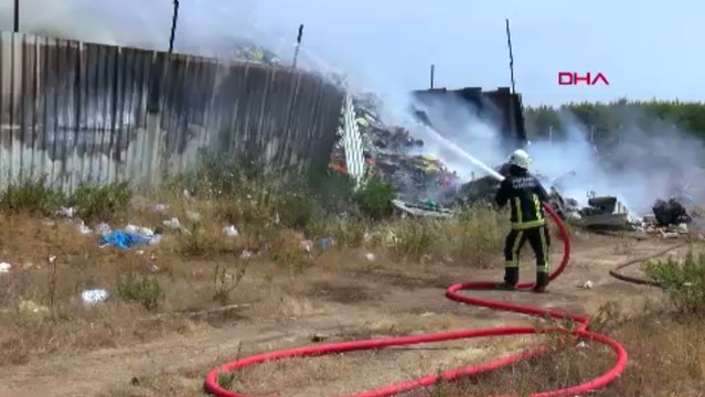 Geri dönüşüm merkezinde çıkan yangın 1 saatte kontrol altına alındı