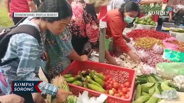 Tingkatkan Daya Beli Masyarakat Pemrpov Papua Barat Gelar Pasar Murah