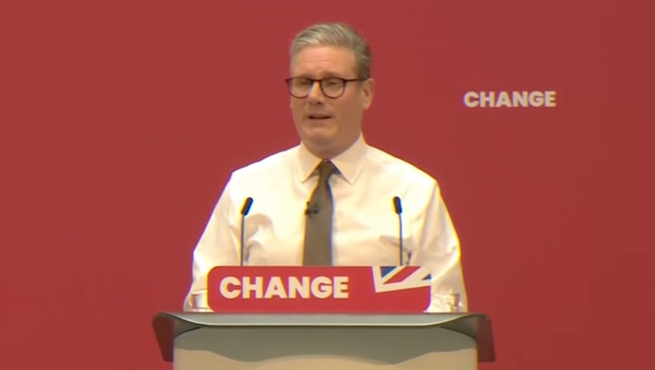 Starmer suggests those who want ‘pantomime politics’ see Nigel Farage in Clacton