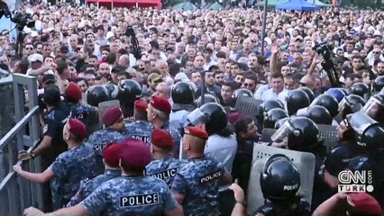 Ermenistan, Rusya ile köprüleri yaktı: ''Geri dönmeyi planlamıyoruz!''