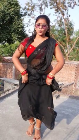 Bhojpuri songs dance bhabhi