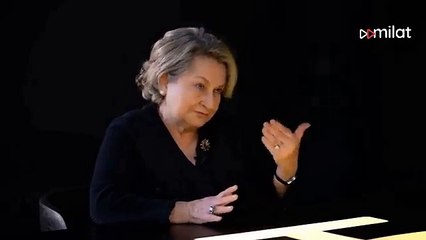 Avukat Hatemi'den sert eleştiri: Çıplak geziyor insanlar artık