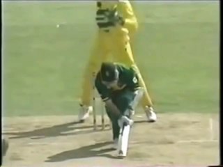 Shane Warne Leg Break Bowling