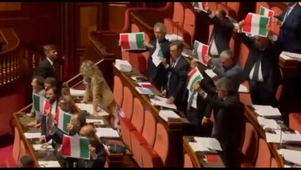 Bagarre anche in Senato durante l'esame della riforma sul premierato