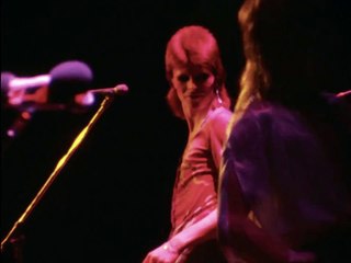 David Bowie interprète "Suffragette City" en live (1973)