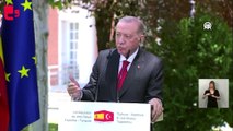 Erdoğan İspanya'da gazeteciyi azarladı: Başını sallama ben dimdik çalışmama devam ediyorum