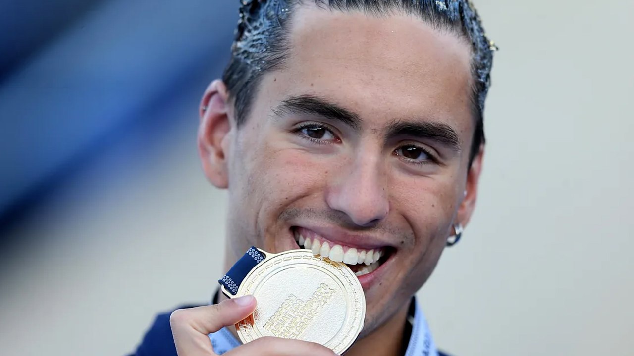 El nadador Dennis González denuncia ataques homófobos tras coronarse campeón de Europa