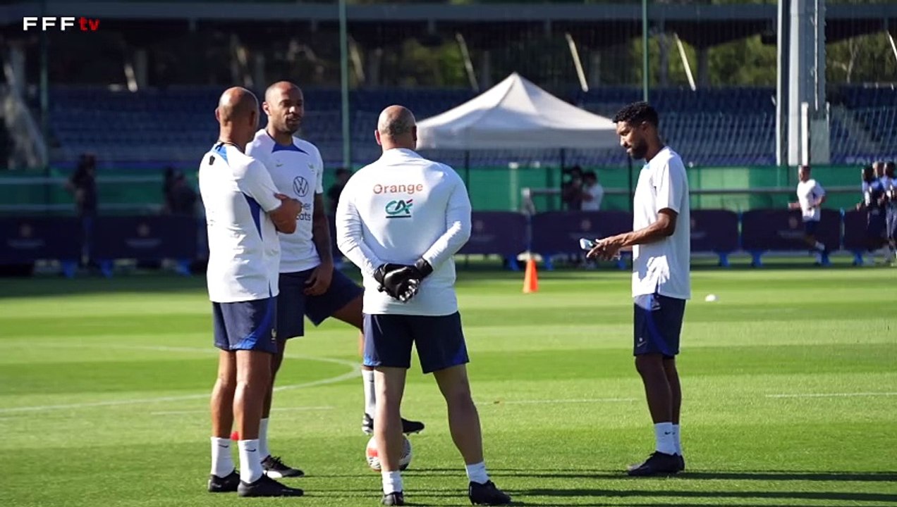 Thierry Henry présente sa liste et la stage des Espoirs