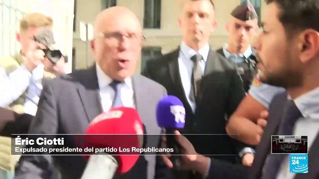 Líderes expulsados de sus partidos políticos de cara a las elecciones anticipadas en Francia