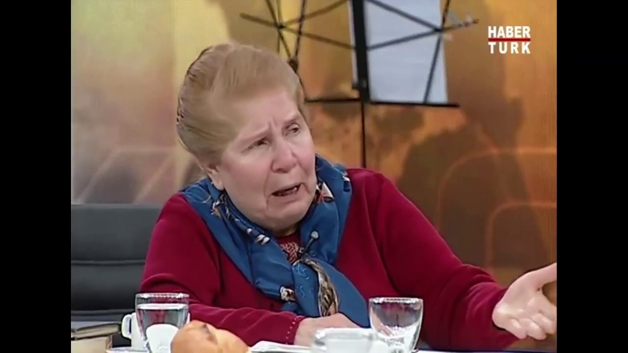 Eski tanrılar dinlerin peygamberleri haline gelmiş