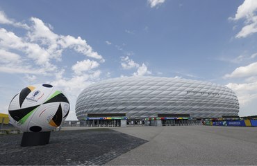 أجواء صاخبة في ألمانيا تأهباً للمباراة الافتتاحية