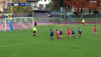 Laurine Hannequin ouvre le score sur penalty pour le RC Strasbourg !