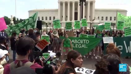 Estados Unidos falla a favor de seguir usando la mifepristona como método abortivo