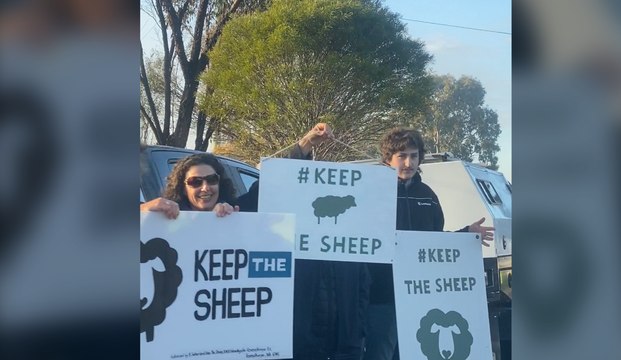 Hundreds of cars line road into Muresk Institute | Farm Weekly