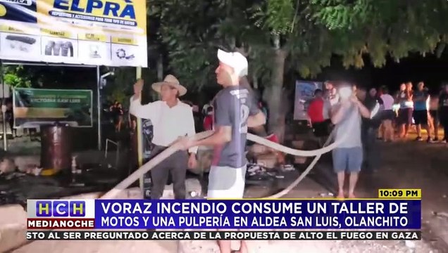 Voraz incendio consume un taller de motos y una pulpería en San Luis, Olanchito