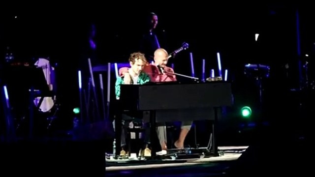 Biagio Antonacci, il live alle Terme di Caracalla da «Caruso» a «Sognami»: «Questa è la nostra notte, godiamocela»