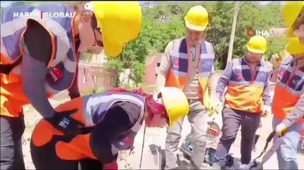 Tatbikat gerçekçi olsun diye sinir krizi geçirdi