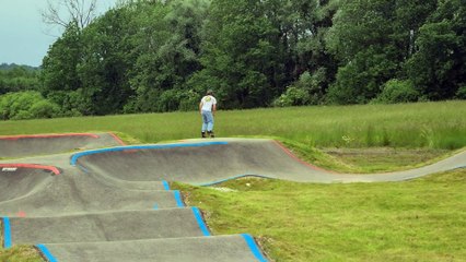 Inauguration du Pump Track de Moirans-en-Montagne, samedi 8 juin 2024 avec les skateurs.