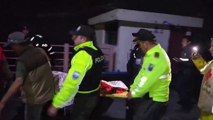 Deslizamento de terra deixa seis mortos em zona turística do Equador