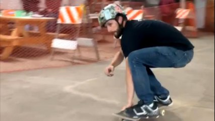 Skater's hilarious battle against a barrier leads to both an epic fail and an epic win