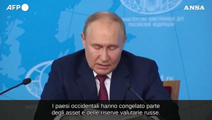 Russia, Putin: "Il congelamento dei nostri capitali e' un furto"
