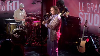 Emma Peters - Les armes (Live) - Le Grand Studio RTL
