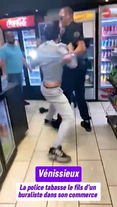 Une plainte a été déposée pour "violences aggravées" contre des policiers accusés d'avoir porté des coups portés à un jeune homme au sol le 4 juin pendant son interpellation à Vénissieux, dans la banlieue de Lyon, ont annoncé les avocats de ce dernier. Su