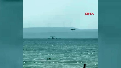 Yangına müdahale eden uçak, Bafa Gölü'nden su aldığı sırada burun kısmı suya battı