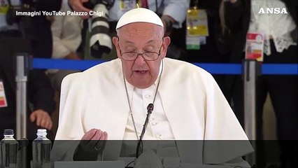 Il Papa: "Senza decidere saremmo condannati a un futuro senza speranza"