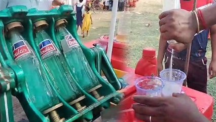 চোখের সামনেই তৈরি হচ্ছে সোডা! প্রচণ্ড গরমে তেষ্টা মেটাচ্ছে অনুপের নিম্বু পানি