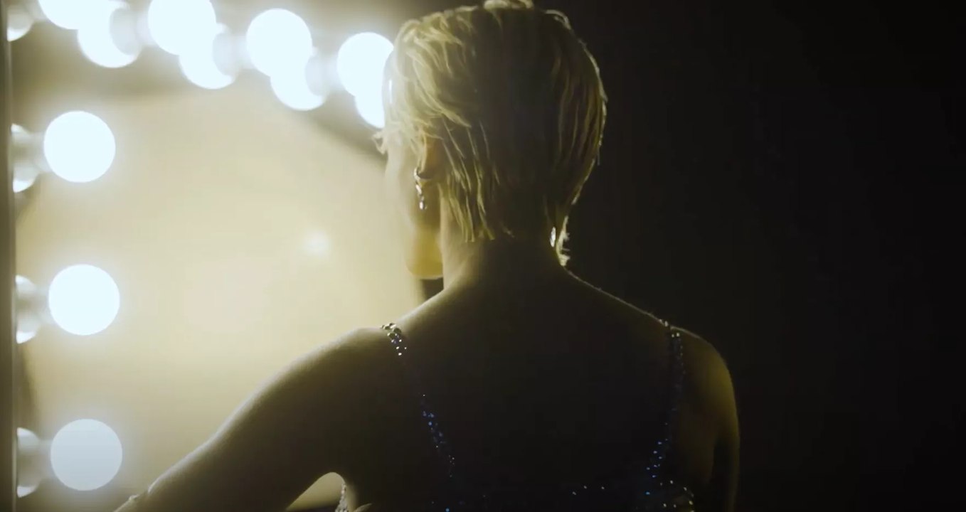 Smile 2 Primer vistazo en inglés Vídeo Dailymotion