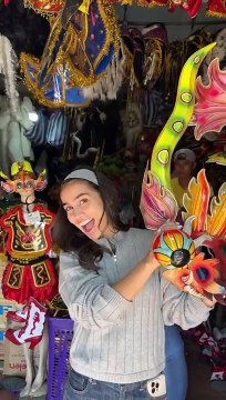 Respuesta a Centellas Detrás de cámaras, BOLIVIA TREND gracias de corazón por tanto apoyo! Grabación- de Retratos - Creador de Videos Edición- SHOW Vestidos- Lentes de contacto- Hair- Salon de Belleza