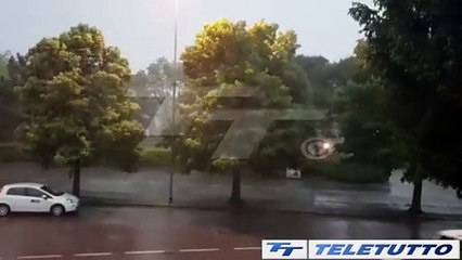 Tải video: Video News - Meteo, pioggia e sole nel week end