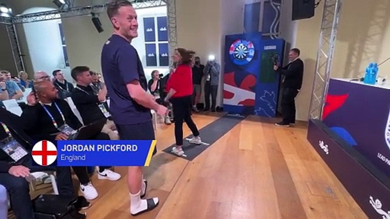 'Devastated' Pickford loses at darts to journalist