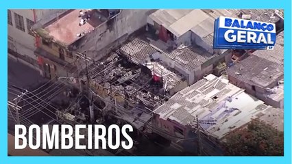 Incêndio atinge casa na região do Brás, na região central de SP