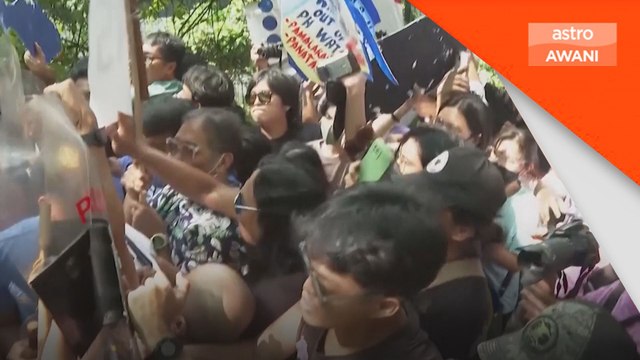Laut China Selatan: Ketua tentera Filipina gesa nelayan abai peraturan baharu China