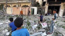 Israel bombardea Gaza y las tensiones siguen en aumento en la frontera con Líbano
