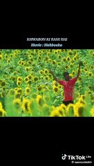 Andekhi hai anjani hai fir bhi vah jaani pahchani hai.