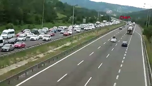 Bolu Anadolu Otoyolu'nda ulaşım durma noktasına geldi