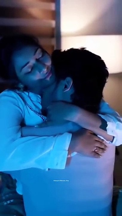 New web series romantic hot moment || kissing romantic moment