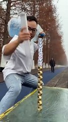 Experts among the people can still play dice like this. World record holder. Experts among the peop(720P_HD)