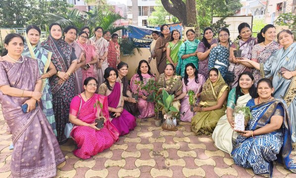 किया पौधरोपण, दिया पर्यावरण को स्वस्थ रखने का संदेश, स्वच्छता व जल संरक्षण की ली शपथ