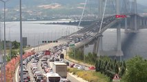 Osmangazi Köprüsü’nde bayram trafiği